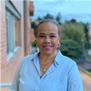 Desarrollo motor ycoordinacion, Yoga, Ralajacion, Control del stress, spanish para extrangeros, Volleybal, talleres de liderazgros